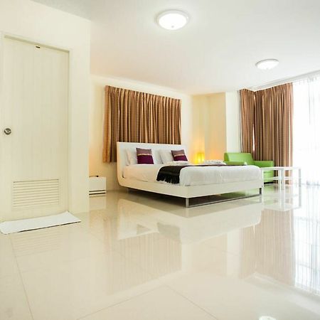 Family Guesthouse Rawai 외부 사진